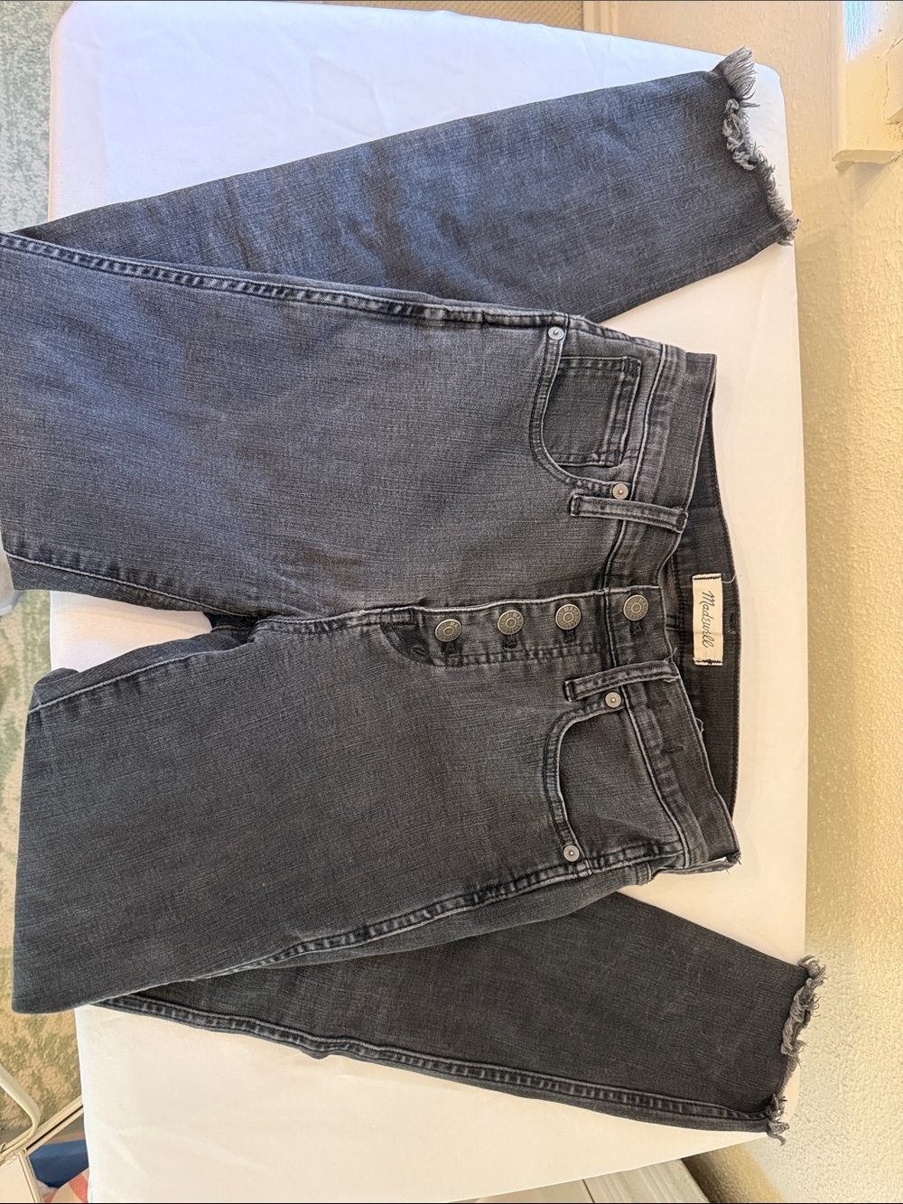 Madewell Black High Rise Jeans with Vintage Look - Picture 7 of 7
